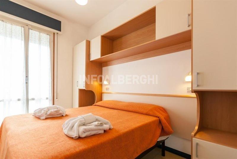 Hotel Paradiso Римини Экстерьер фото